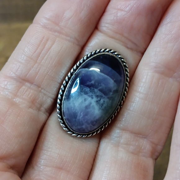 Oval Purple Stone Ring - Picture 5 of 5